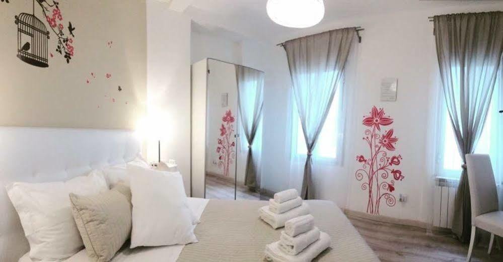 Domus Italiana Hotel Roma Exterior foto