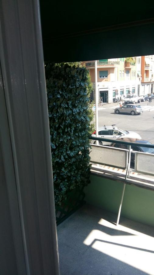 Domus Italiana Hotel Roma Exterior foto