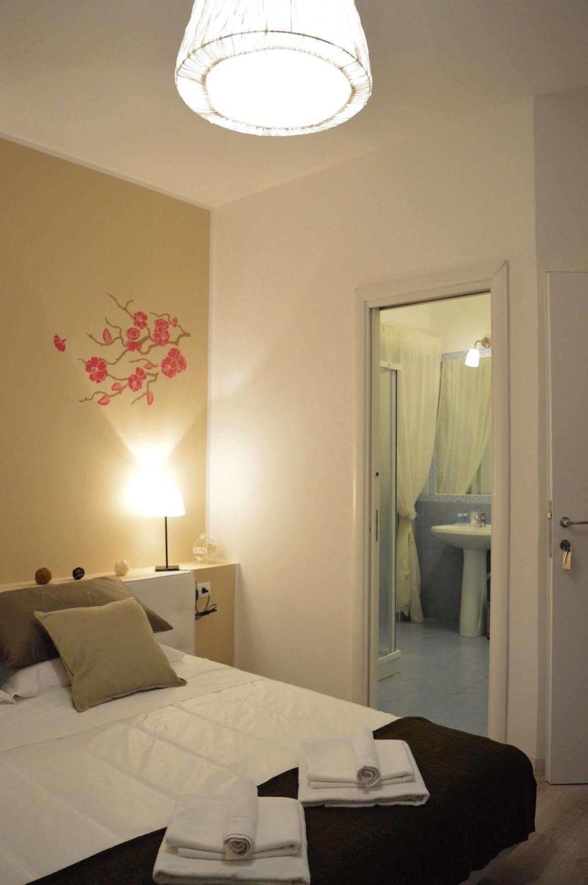 Domus Italiana Hotel Roma Exterior foto