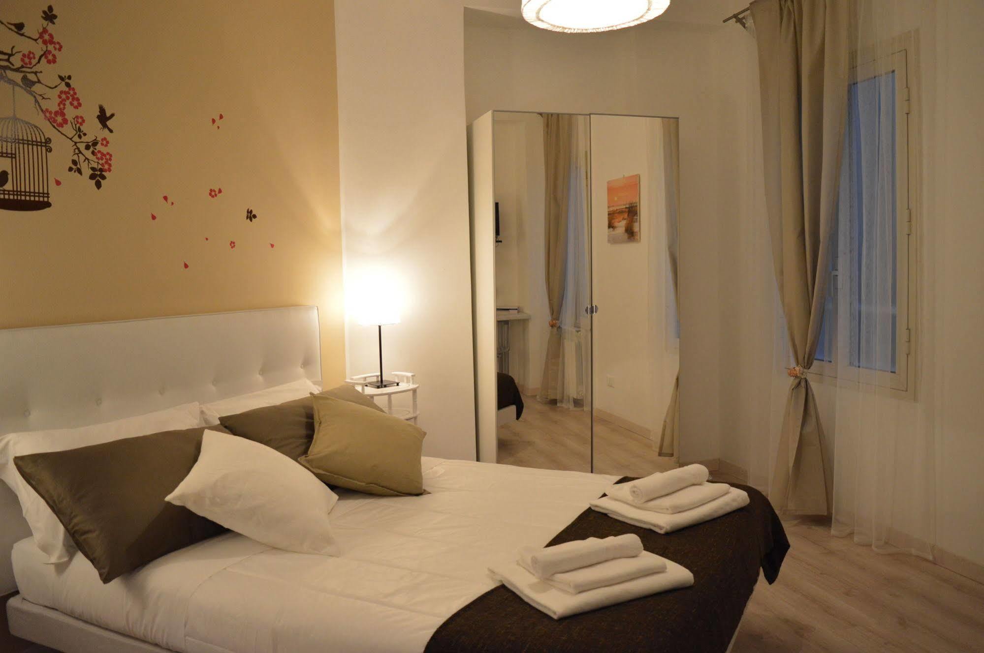 Domus Italiana Hotel Roma Exterior foto